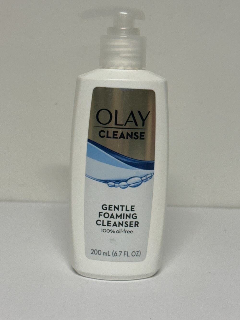 Olay Gentle Foaming Cleanser Sensitive Skin 6.7 oz OLD FORMULA Pump 041532